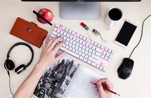 包含齐和余含义的